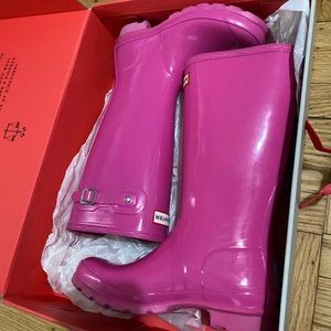 Barbie pink hunter rain boots like new size 6
